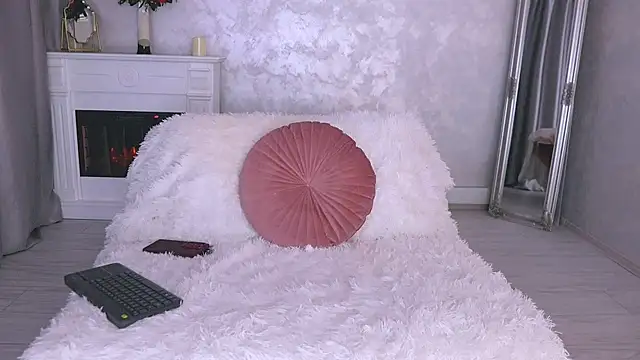 Michelle90u online show from November 23, 2025, 5:35 pm