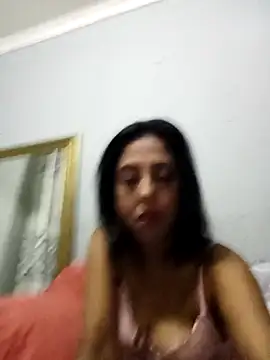 Snapshot of Mahi4luv chatting on October 4, 2025, 11:03 pm Mahi4luv online show from October 4, 2025, 11:03 pm