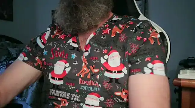Snapshot of usdirtymikee9 chatting on December 19, 2024, 6:45 pm usdirtymikee9 online show from December 19, 2024, 6:45 pm