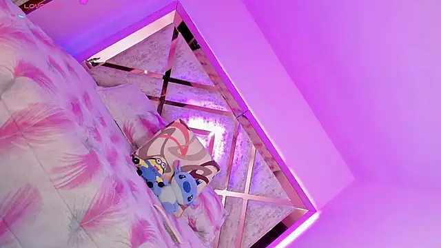 anapuala sexxx online show from March 22, 2025, 12:57 pm