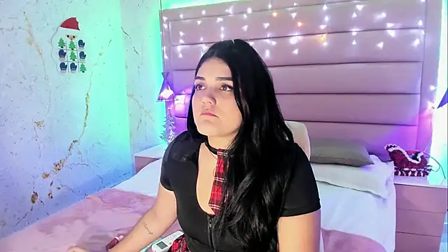 Snapshot of Maddysex_ chatting on January 4, 2025, 5:47 pm Maddysex online show from January 4, 2025, 5:47 pm