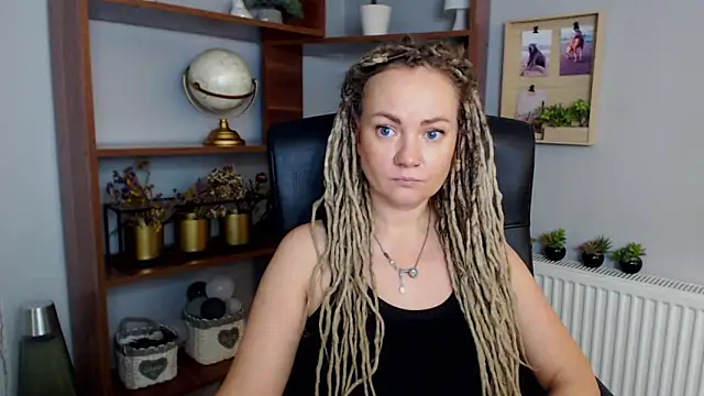 KayaMagic online show from December 11, 2024, 5:15 pm