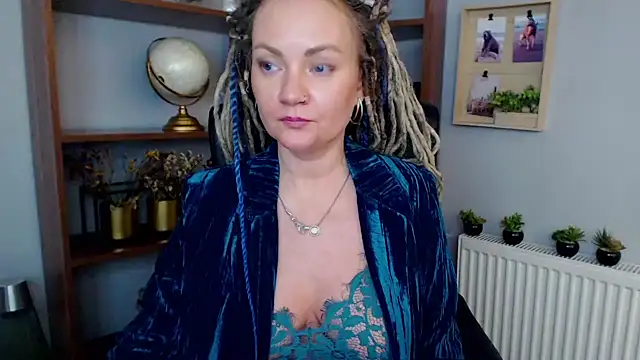 KayaMagic online show from February 13, 2025, 6:16 pm