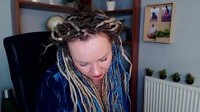 KayaMagic online show from February 24, 2025, 6:26 pm