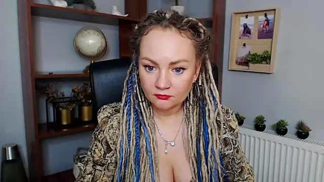 KayaMagic online show from March 6, 2025, 3:13 pm