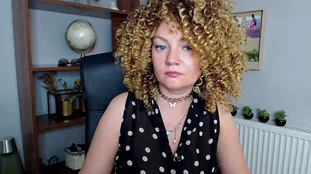 KayaMagic online show from March 20, 2025, 3:25 pm