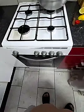 elenaUK online show from December 29, 2024, 2:42 pm