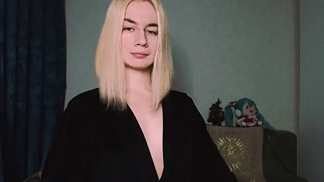 xxxcharismaaa online show from January 10, 2025, 5:05 am