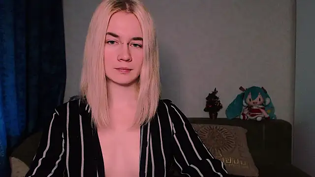 xxxcharismaaa online show from February 2, 2025, 9:40 am