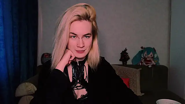 xxxcharismaaa online show from February 18, 2025, 9:32 am