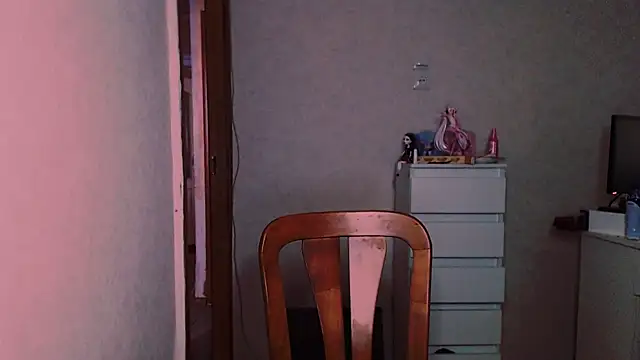 xxxcharismaaa online show from October 5, 2025, 8:12 am