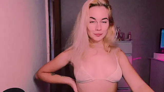 xxxcharismaaa online show from October 26, 2025, 7:53 pm