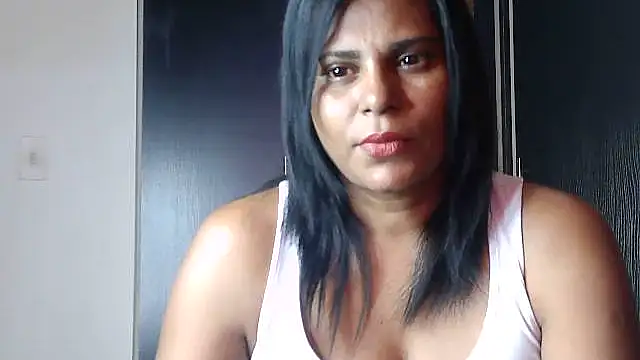 Snapshot of sunshinelady_ chatting on October 17, 2025, 12:30 pm sunshinelady online show from October 17, 2025, 12:30 pm