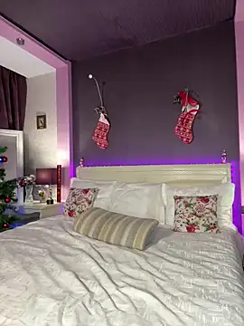 HotMilfMargo online show from December 18, 2024, 2:38 pm