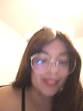 Snapshot of NinaSweet2 chatting on December 12, 2024, 4:04 am NinaSweet2 online show from December 12, 2024, 4:04 am