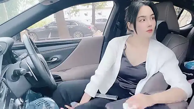 orla2021 online show from December 12, 2024, 4:26 am