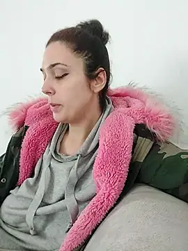 JoLeNe27 online show from February 26, 2025, 12:36 pm