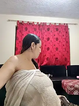 Snapshot of rosahills chatting on January 17, 2025, 5:53 am rosahills online show from January 17, 2025, 5:53 am