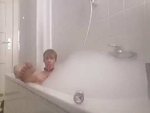 Snapshot of fit_ass_2021 chatting on February 9, 2025, 7:41 pm fit ass 2021 online show from February 9, 2025, 7:41 pm