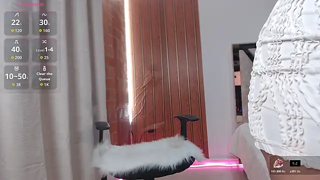 Snapshot of AGATHAA_WHITE chatting on November 26, 2025, 11:22 am AGATHAA WHITE online show from November 26, 2025, 11:22 am