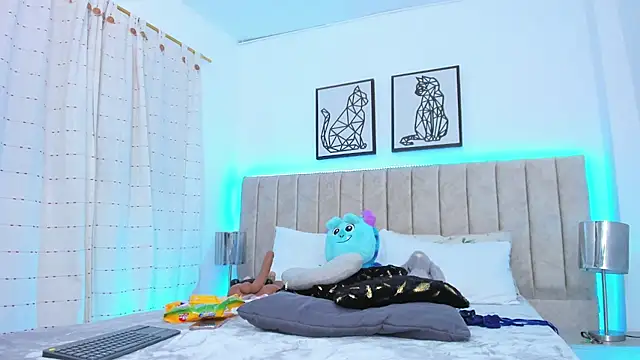 Snapshot of jane_moore chatting on January 15, 2025, 10:49 am jane moore online show from January 15, 2025, 10:49 am