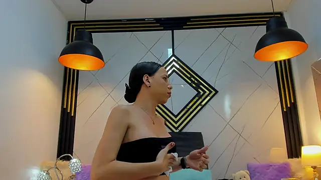 Leisygirl online show from September 12, 2025, 3:06 am