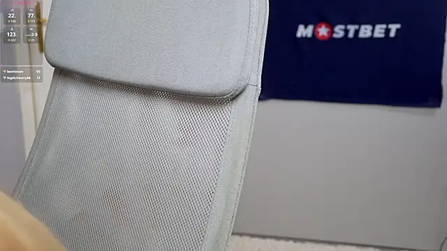 Snapshot of foxeslovefoxes chatting on December 21, 2024, 6:02 pm foxeslovefoxes online show from December 21, 2024, 6:02 pm