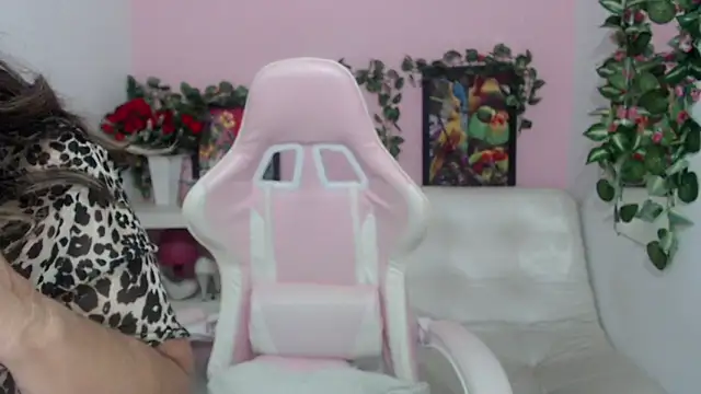 stepmother 105 online show from September 27, 2025, 7:52 pm