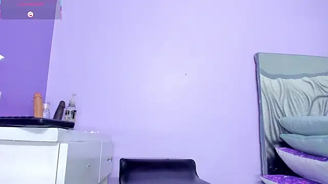 Snapshot of Angel_Avni chatting on October 6, 2025, 3:31 pm Angel Avni online show from October 6, 2025, 3:31 pm