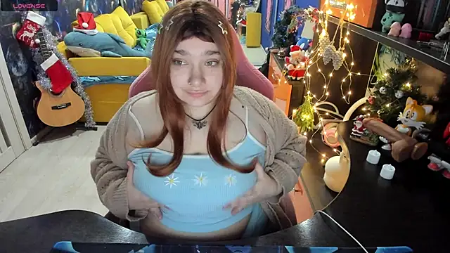 Snapshot of Softie_Sofy chatting on January 1, 2025, 2:19 am Softie Sofy online show from January 1, 2025, 2:19 am