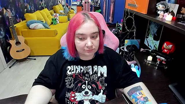 Snapshot of Softie_Sofy chatting on January 21, 2025, 2:22 am Softie Sofy online show from January 21, 2025, 2:22 am