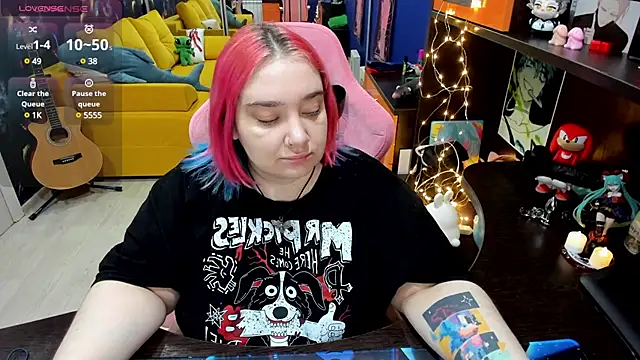 Snapshot of Softie_Sofy chatting on January 22, 2025, 2:15 am Softie Sofy online show from January 22, 2025, 2:15 am