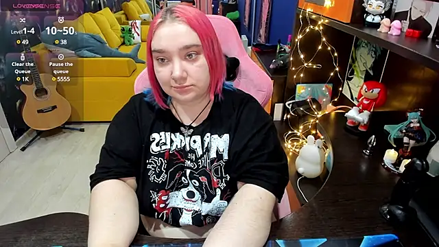Snapshot of Softie_Sofy chatting on January 22, 2025, 5:16 am Softie Sofy online show from January 22, 2025, 5:16 am