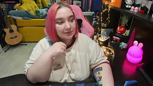 Snapshot of Softie_Sofy chatting on February 12, 2025, 9:10 am Softie Sofy online show from February 12, 2025, 9:10 am