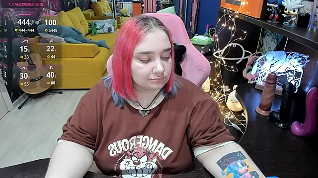 Snapshot of Softie_Sofy chatting on March 18, 2025, 11:08 am Softie Sofy online show from March 18, 2025, 11:08 am