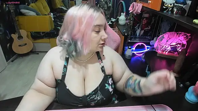 Snapshot of Softie_Sofy chatting on September 23, 2025, 1:41 am Softie Sofy online show from September 23, 2025, 1:41 am