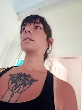 TassiTyne online show from November 26, 2025, 9:43 am