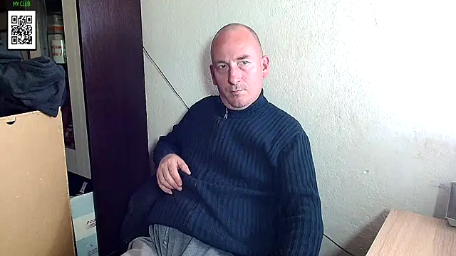 Snapshot of Johan___Barker chatting on December 4, 2024, 5:33 pm Johan Barker online show from December 4, 2024, 5:33 pm