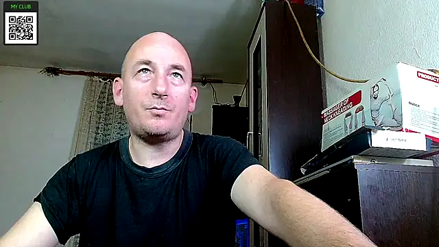 Snapshot of Johan___Barker chatting on December 18, 2024, 4:49 pm Johan Barker online show from December 18, 2024, 4:49 pm