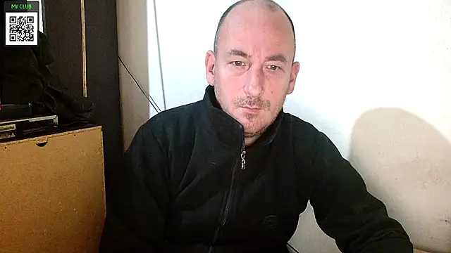 Snapshot of Johan___Barker chatting on January 5, 2025, 7:49 pm Johan Barker online show from January 5, 2025, 7:49 pm