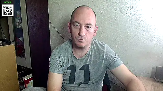 Snapshot of Johan___Barker chatting on February 23, 2025, 3:40 pm Johan Barker online show from February 23, 2025, 3:40 pm
