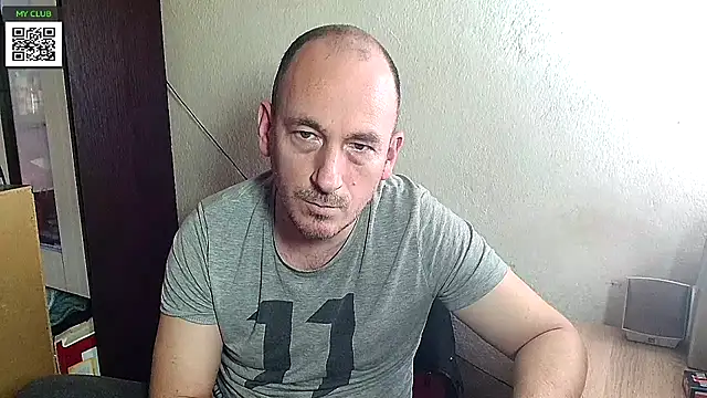 Snapshot of Johan___Barker chatting on March 1, 2025, 8:13 am Johan Barker online show from March 1, 2025, 8:13 am