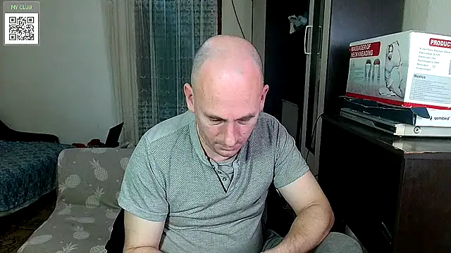 Snapshot of Johan___Barker chatting on March 3, 2025, 8:27 am Johan Barker online show from March 3, 2025, 8:27 am