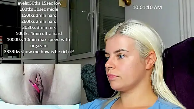 Snapshot of queenofthenighttt chatting on October 28, 2025, 9:02 am queenofthenighttt online show from October 28, 2025, 9:02 am