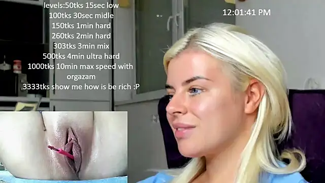 Snapshot of queenofthenighttt chatting on October 31, 2025, 11:00 am queenofthenighttt online show from October 31, 2025, 11:00 am