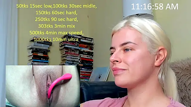 Snapshot of queenofthenighttt chatting on November 28, 2025, 10:18 am queenofthenighttt online show from November 28, 2025, 10:18 am