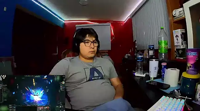 Snapshot of Nathanroberts111 chatting on December 29, 2024, 3:00 am Nathanroberts111 online show from December 29, 2024, 3:00 am