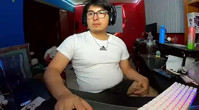 Snapshot of Nathanroberts111 chatting on March 9, 2025, 3:01 am Nathanroberts111 online show from March 9, 2025, 3:01 am