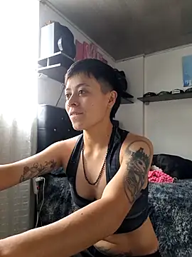 KitySweet online show from November 10, 2025, 7:13 pm