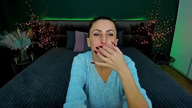 Snapshot of Rebecca_Diamond chatting on February 11, 2025, 3:51 pm Rebecca Diamond online show from February 11, 2025, 3:51 pm